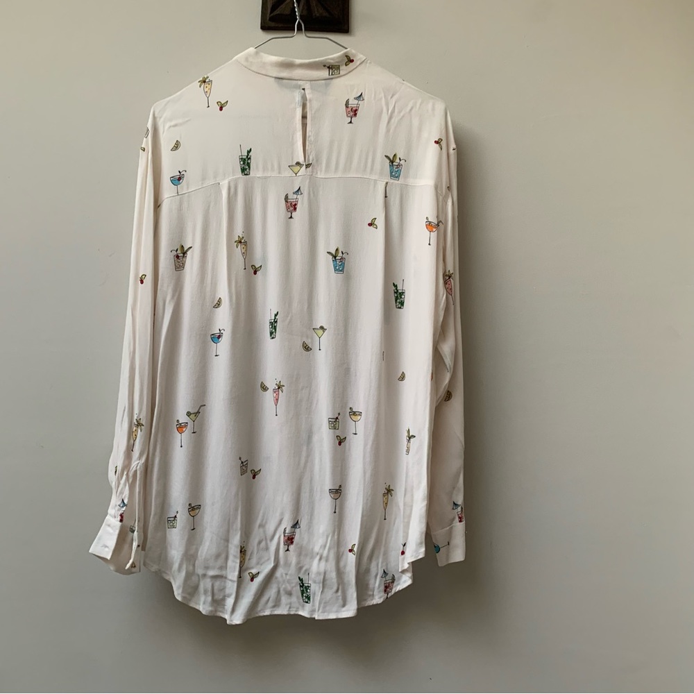 002 - Zara Cocktail Print Blouse - Picture 8 of 8